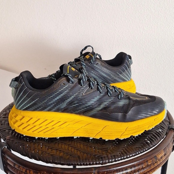 EUC Hoka One One Speedgoat 4 Women Sz 9 Trail Running Hiking Shoes - Picture 3 of 10